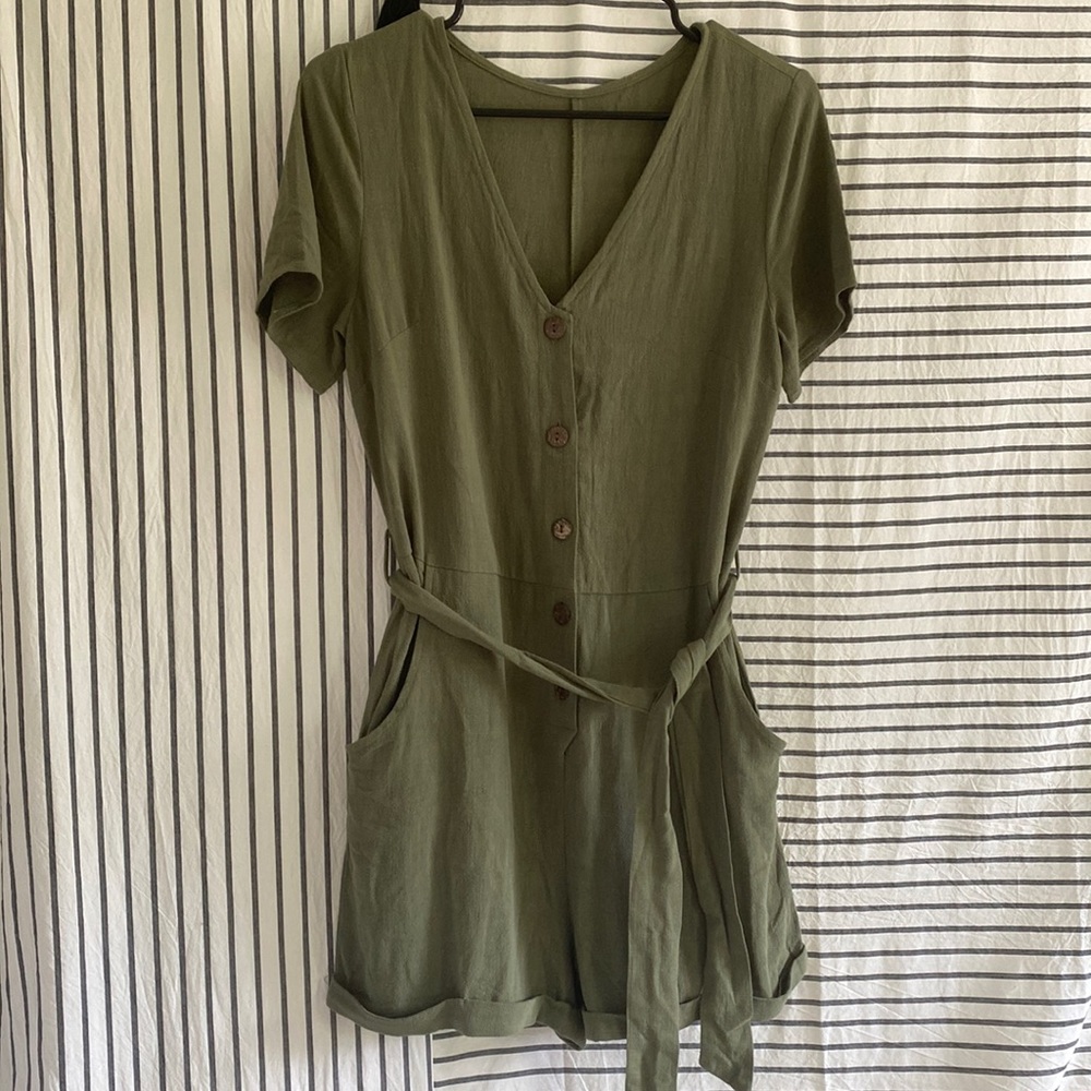 NWB ROMPER Amazon
